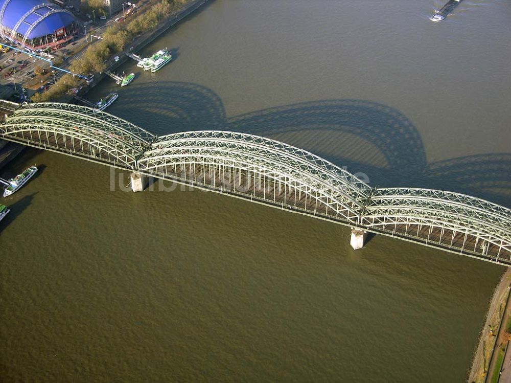 Luftaufnahme Köln - Hohenzollernbrücke in Köln