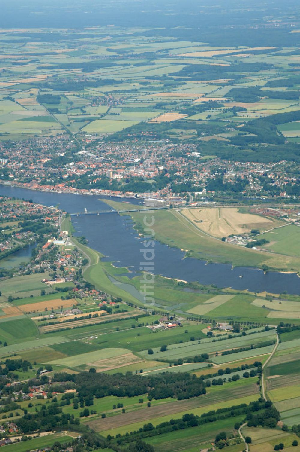 Luftbild Lauenburg - Hohnstorf und Lauenburg an der Elbe an der Grenze von Niedersachsen und Schleswig-Holstein