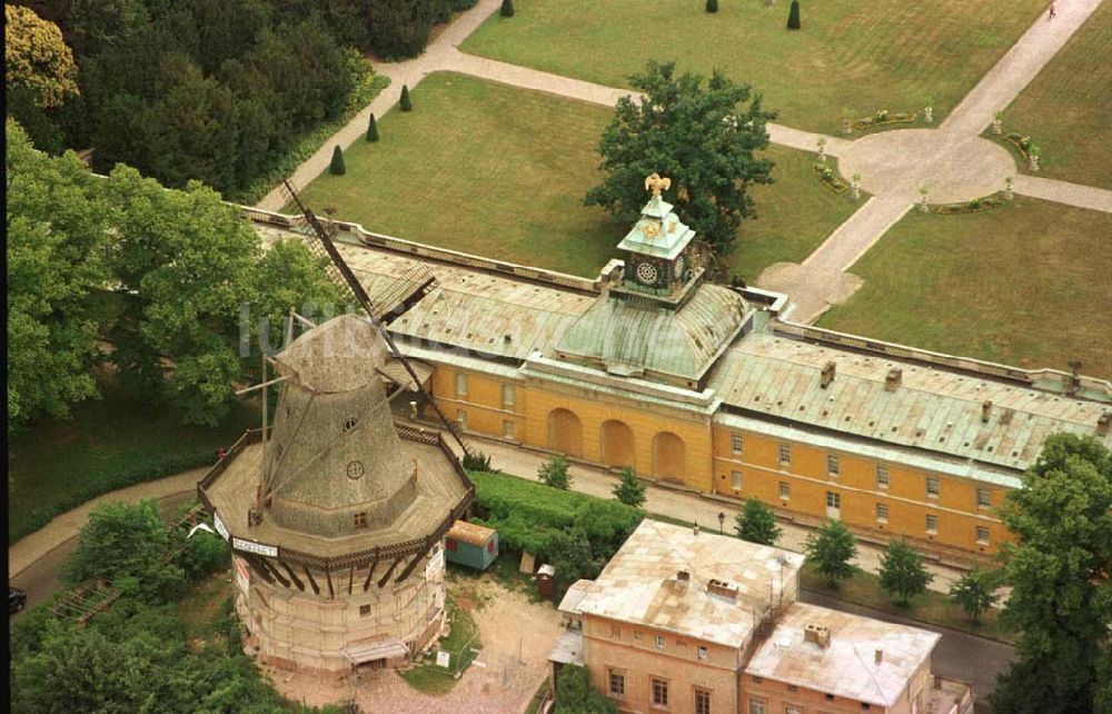 Luftbild Potsdam - Holländermühle am Schloß Sanssouci in Potsdam