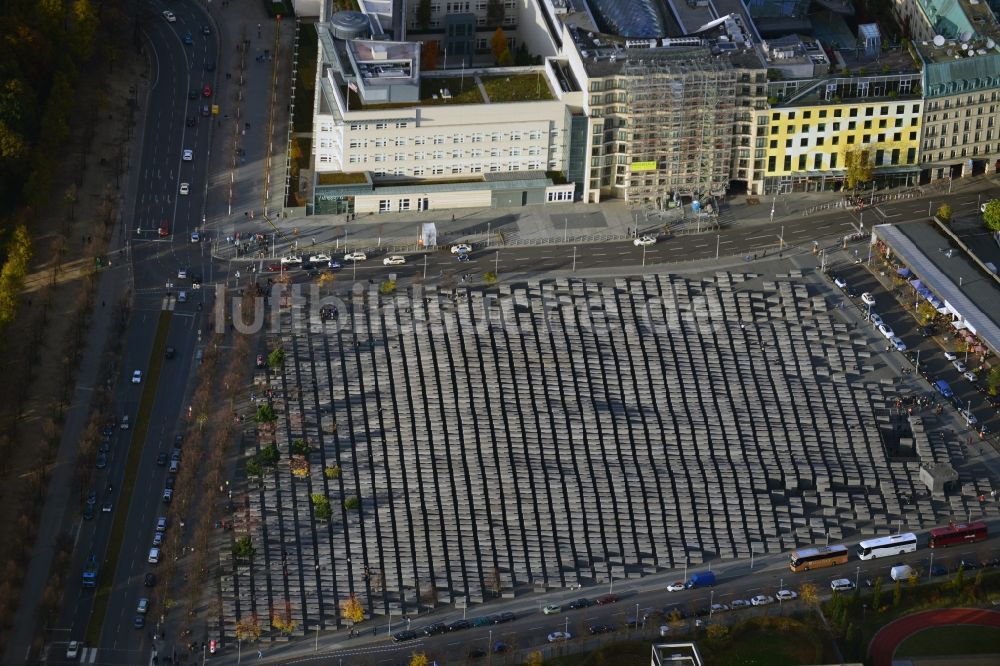 Luftaufnahme Berlin - Holocaust - Mahnmal in Berlin im gleichnamigen Bundesland