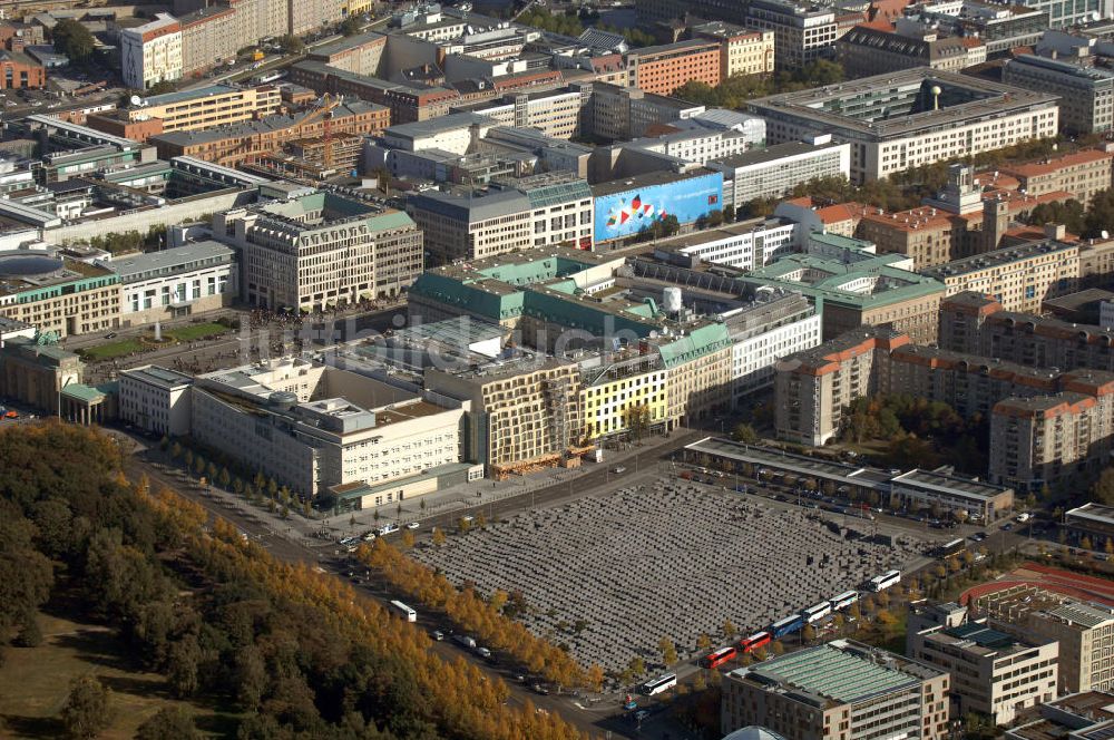 Luftbild Berlin - Holocaust Mahnmal in Berlin Mitte