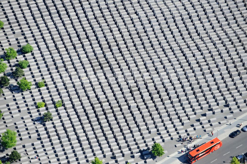 Luftaufnahme Berlin Mitte - Holocaust Mahnmal in Berlin Mitte