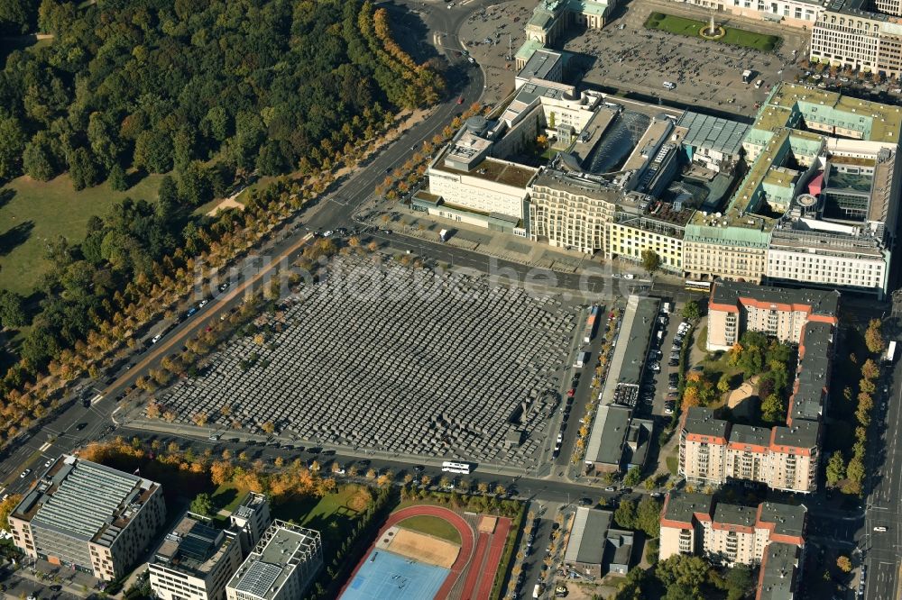 Berlin von oben - Holocaust Mahnmal in Berlin Mitte