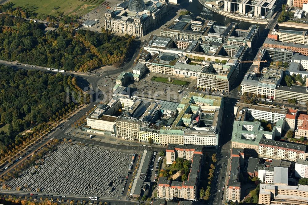 Berlin aus der Vogelperspektive: Holocaust Mahnmal in Berlin Mitte