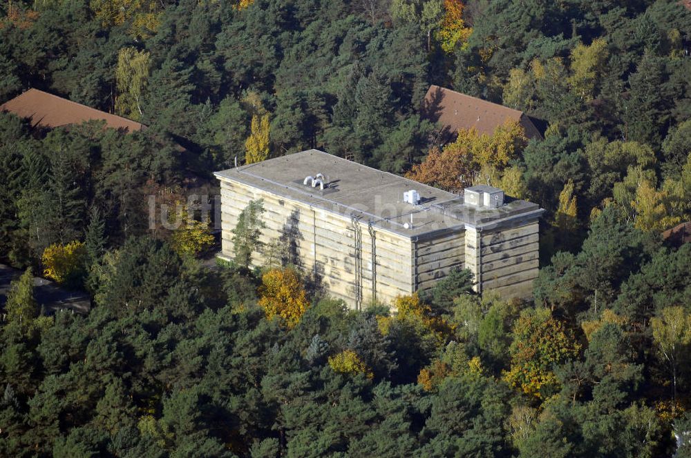 Luftbild Berlin - Holzblockhaus Am Großen Wannsee in Berlin