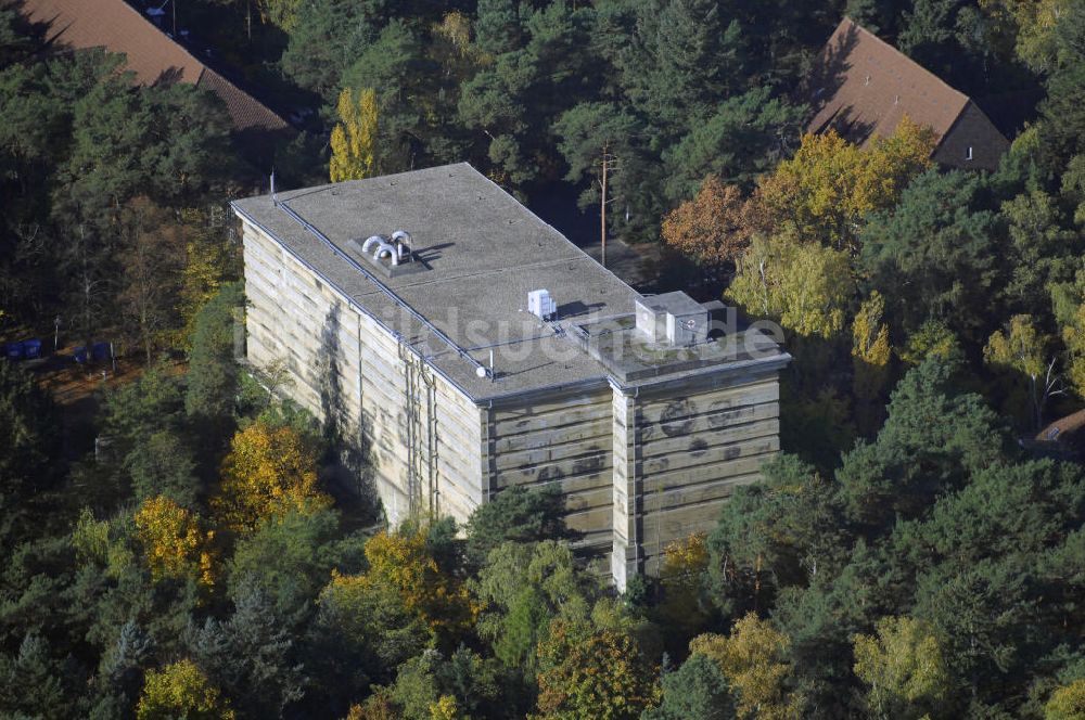 Berlin von oben - Holzblockhaus Am Großen Wannsee in Berlin