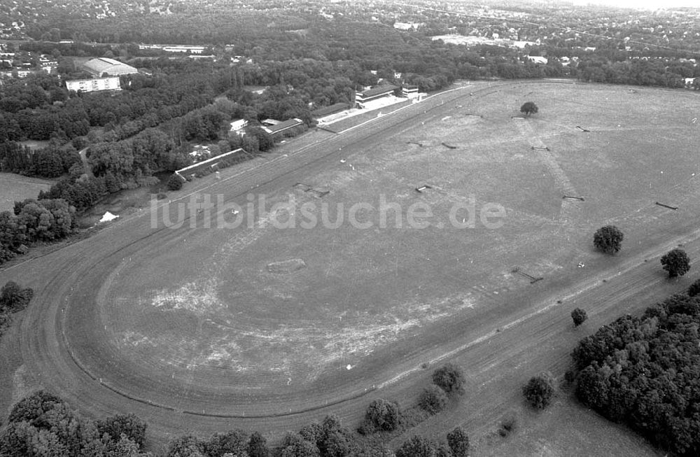 Hoppegarten / Brandenburg von oben - Hoppegarten / Brandenburg Trabrennbahn 10.8.1993