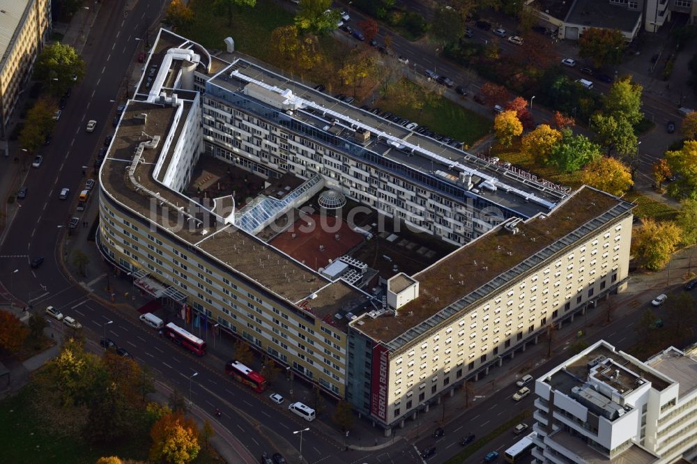 Berlin aus der Vogelperspektive: Hotel Berlin, Berlin am Lützowplatz im Ortteil Tiergarten in Berlin - Mitte