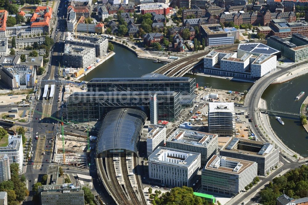 Luftaufnahme Berlin - Hotel- Büro- und Geschäftshaus- Neubau - Projekte am Berliner Hauptbahnhof in Berlin Moabit