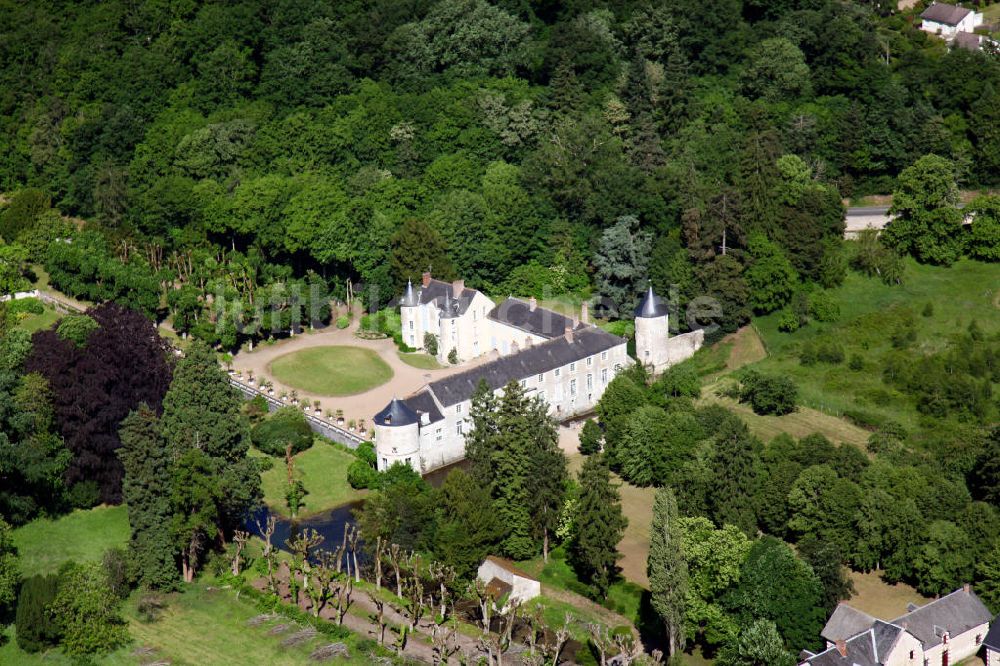 Luftbild Monteaux - Hotel Chateau Du Portail Monteaux