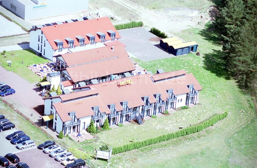 Burg/Sachsen-Anhalt aus der Vogelperspektive: Hotel im Gewerbegebiet Burg-Süd in Sachsen-Anhalt