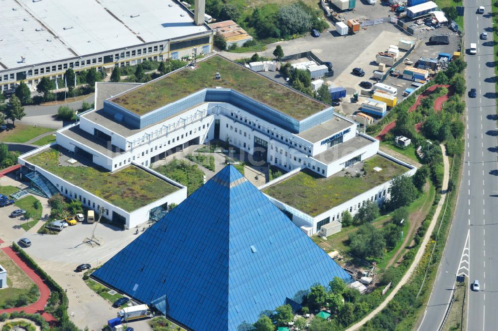 Luftaufnahme Fürth - Hotel- Pyramide und EuromedClinic im bayerischen Fürth