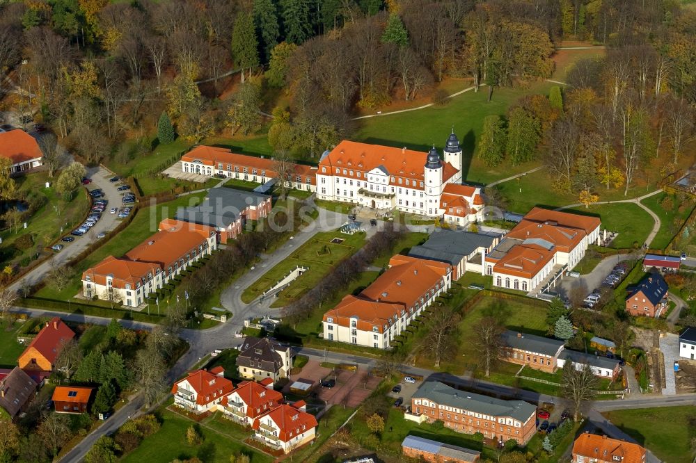 Luftbild Göhren-Lebbin - Hotel Schloss Fleesensee in Göhren-Lebbin im Bundesland Mecklenburg-Vorpommern