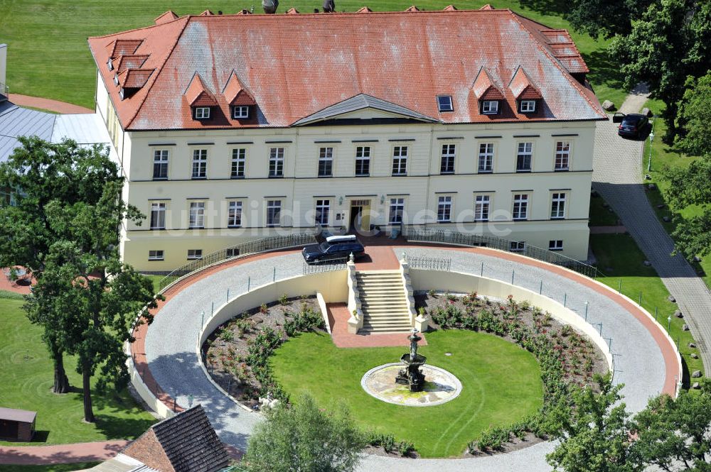 Luftaufnahme Teschow - Hotel Schloss Teschow in Teschow, Mecklenburg-Vorpommern