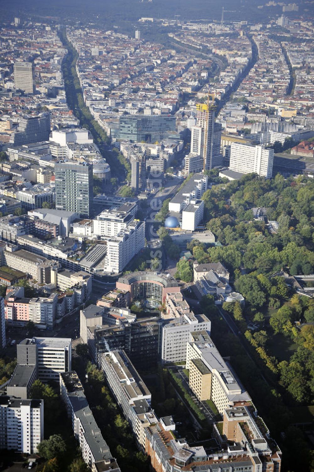 Luftbild Berlin - Hotel Schweizer Hof in Berlin-Charlottenburg