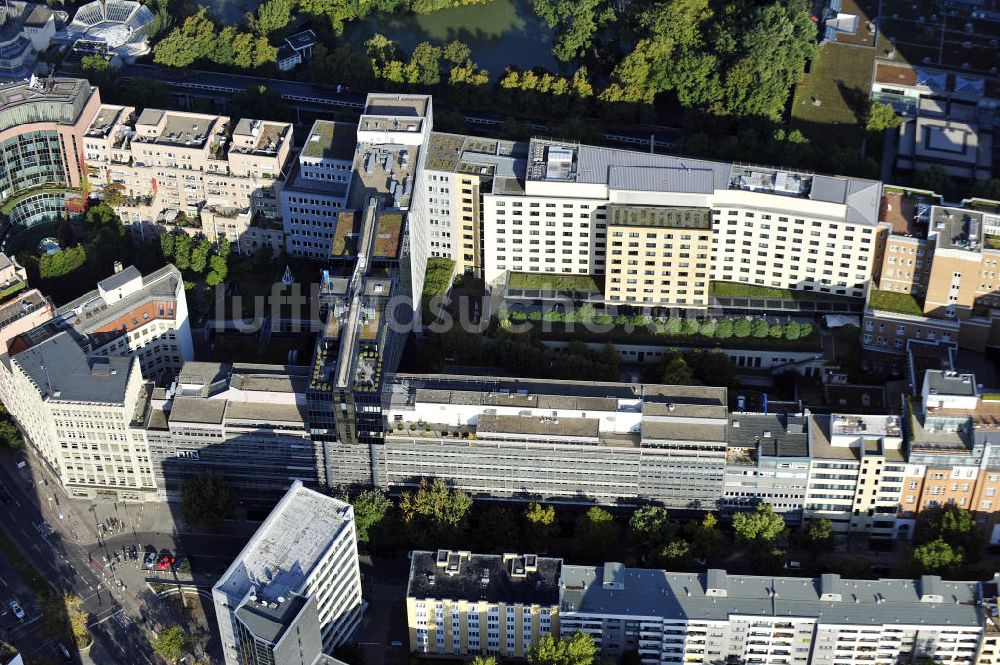 Berlin aus der Vogelperspektive: Hotel Schweizer Hof in Berlin-Charlottenburg