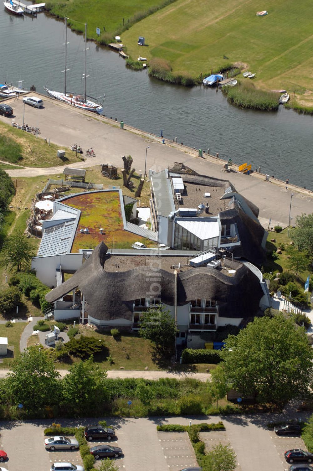 Baabe aus der Vogelperspektive: Hotel Solthus am See auf der Insel Rügen im Ostseebad Baabe