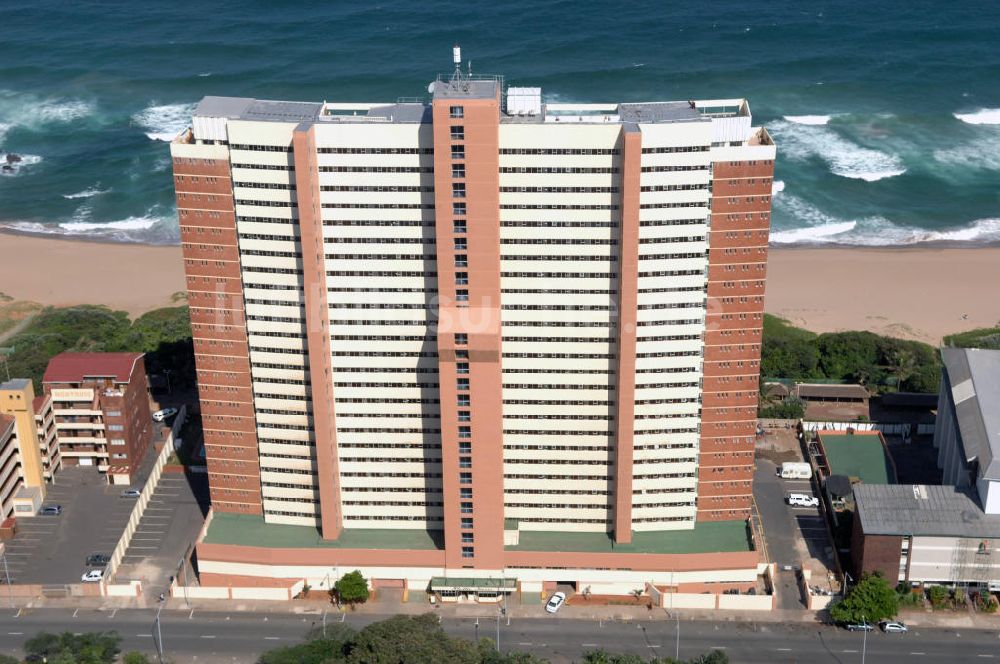 Amanzimtoti von oben - Hotelanlage an der Beach Road in Amanzimtoti