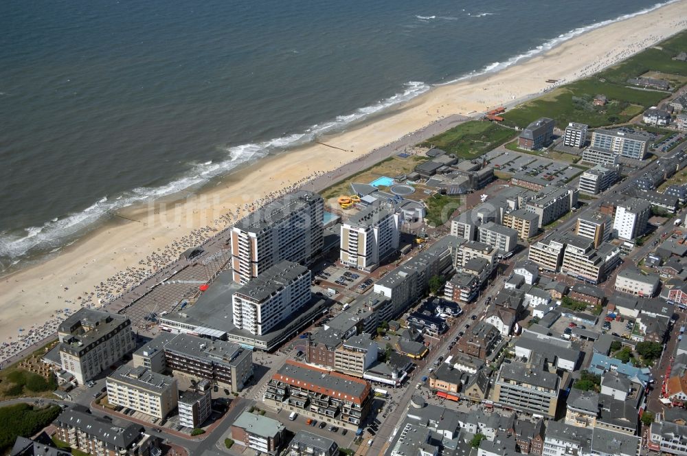 Sylt aus der Vogelperspektive: Hotelanlage Haus Metropol im Ortsteil Westerland in Sylt im Bundesland Schleswig-Holstein, Deutschland