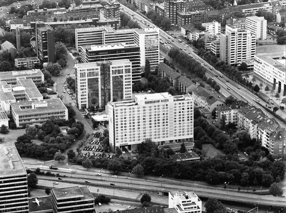 Düsseldorf aus der Vogelperspektive: Hotelanlage Hilton Düsseldorf in Düsseldorf im Bundesland Nordrhein-Westfalen, Deutschland