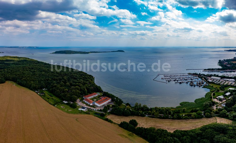 Luftbild Putbus - Hotelanlage Hotel Badehaus Goor in Putbus im Bundesland Mecklenburg-Vorpommern, Deutschland