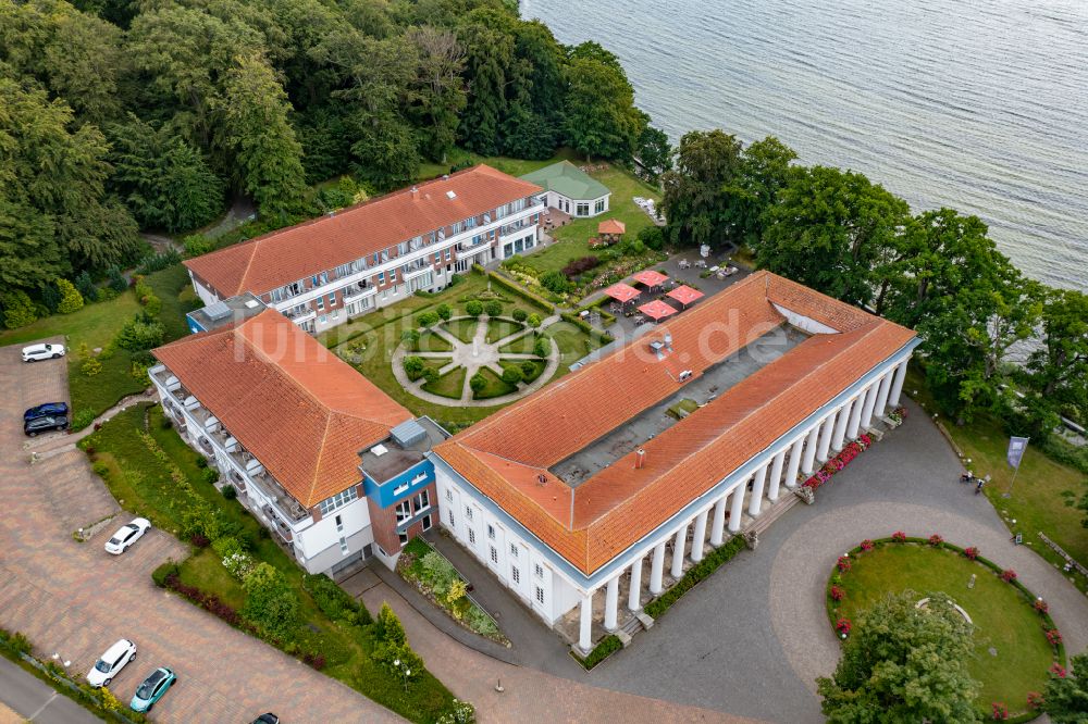 Luftbild Putbus - Hotelanlage Hotel Badehaus Goor in Putbus im Bundesland Mecklenburg-Vorpommern, Deutschland