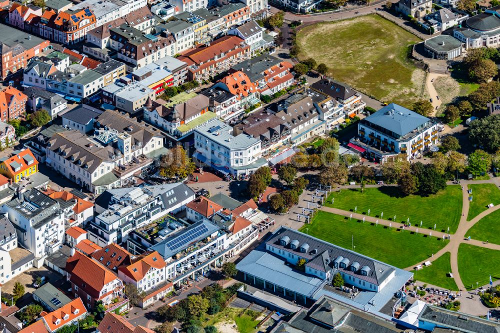 Luftbild Norderney - Hotelanlage Insel Hotel König in der Bülowallee auf Norderney im Bundesland Niedersachsen, Deutschland