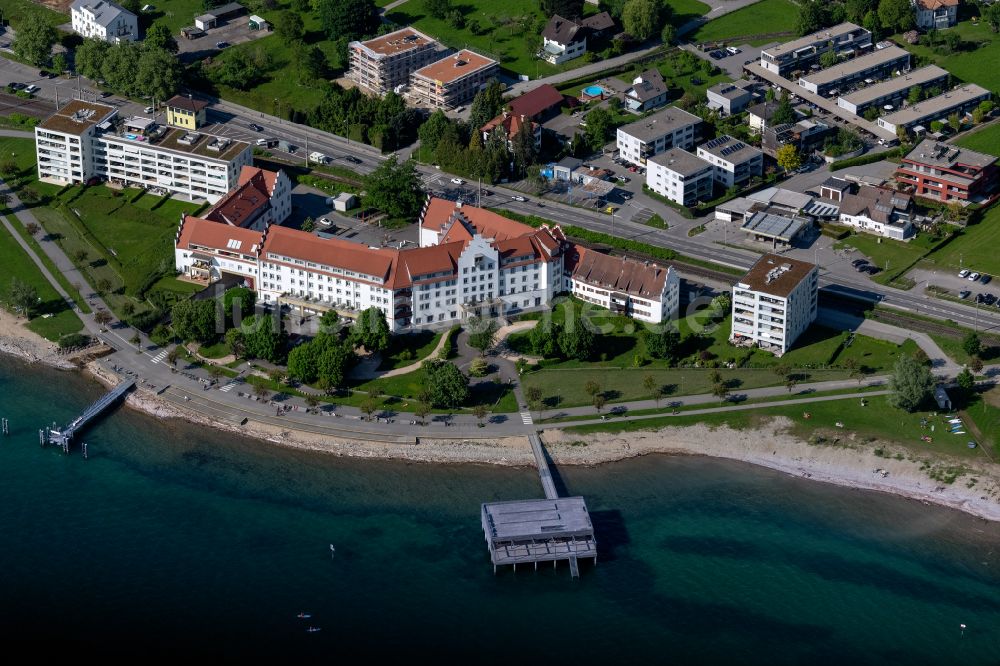 Luftbild Lochau - Hotelanlage Seehotel Am Kaiserstrand in Lochau in Vorarlberg, Österreich