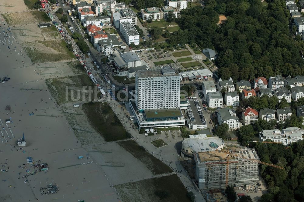 Luftbild Rostock - Hotelbau in Warnemünde in Rostock im Bundesland Mecklenburg-Vorpommern