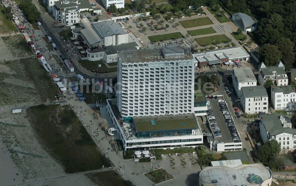 Luftaufnahme Rostock - Hotelbau in Warnemünde in Rostock im Bundesland Mecklenburg-Vorpommern