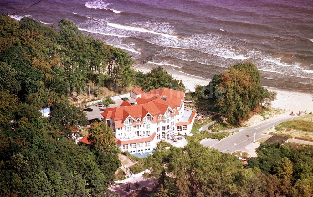 Koserow / Usedom von oben - Hotelkomplex im Koserower Strandbereich.