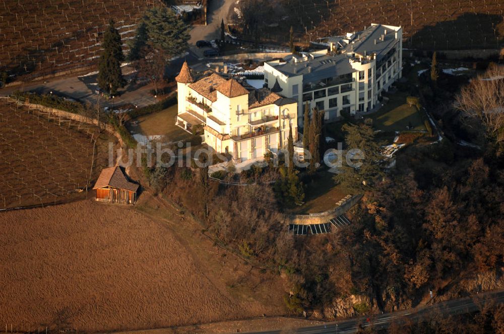 Luftbild Guntschna - Hotelkomplex am Via Cologna in Guntschna (Guncina) in Italien