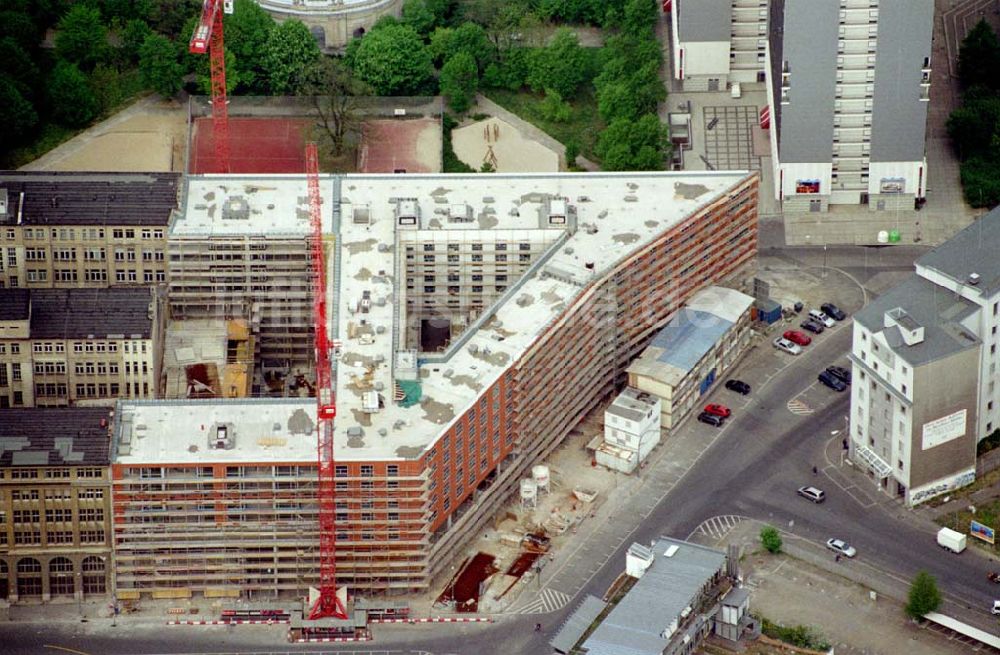 Berlin von oben - Hotelneubau an der Leipziger Straße in Berlin - Mitte.