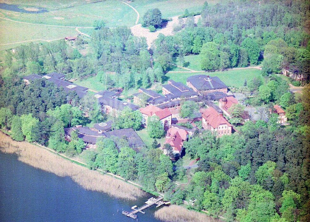 Luftaufnahme Rheinsberg / BRA - Hotelneubaukomplex in Rheinsberg.