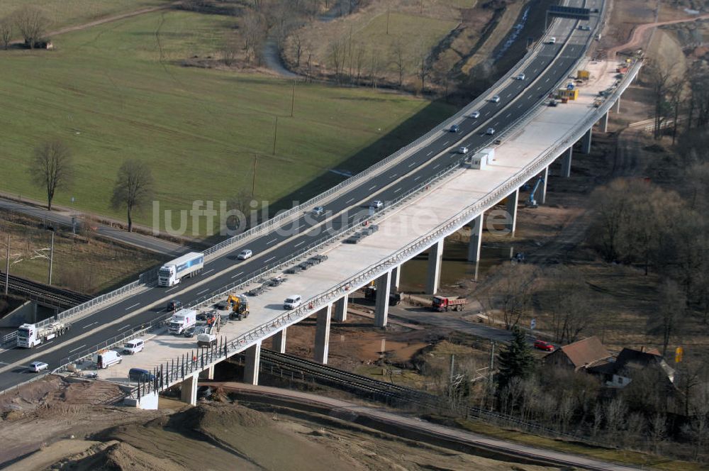 Sättelstädt aus der Vogelperspektive: Hörseltalbrücke der A4 bei Sättelstädt - Hörseltal bridge the A4 Sättelstädt