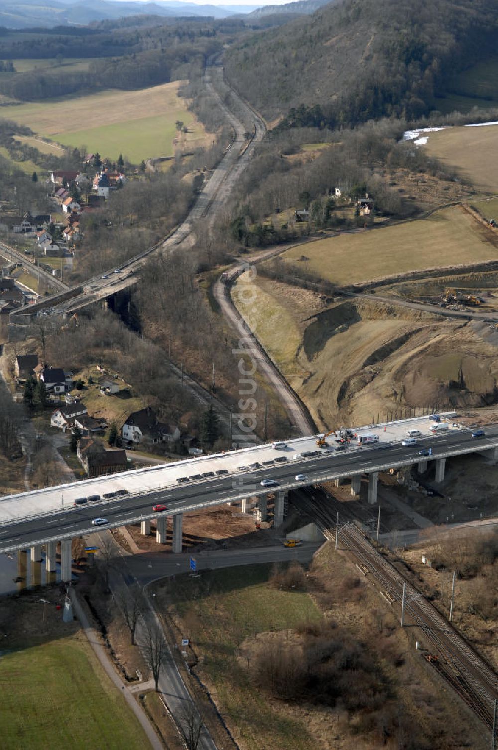 Sättelstädt aus der Vogelperspektive: Hörseltalbrücke der A4 bei Sättelstädt - Hörseltal bridge the A4 Sättelstädt