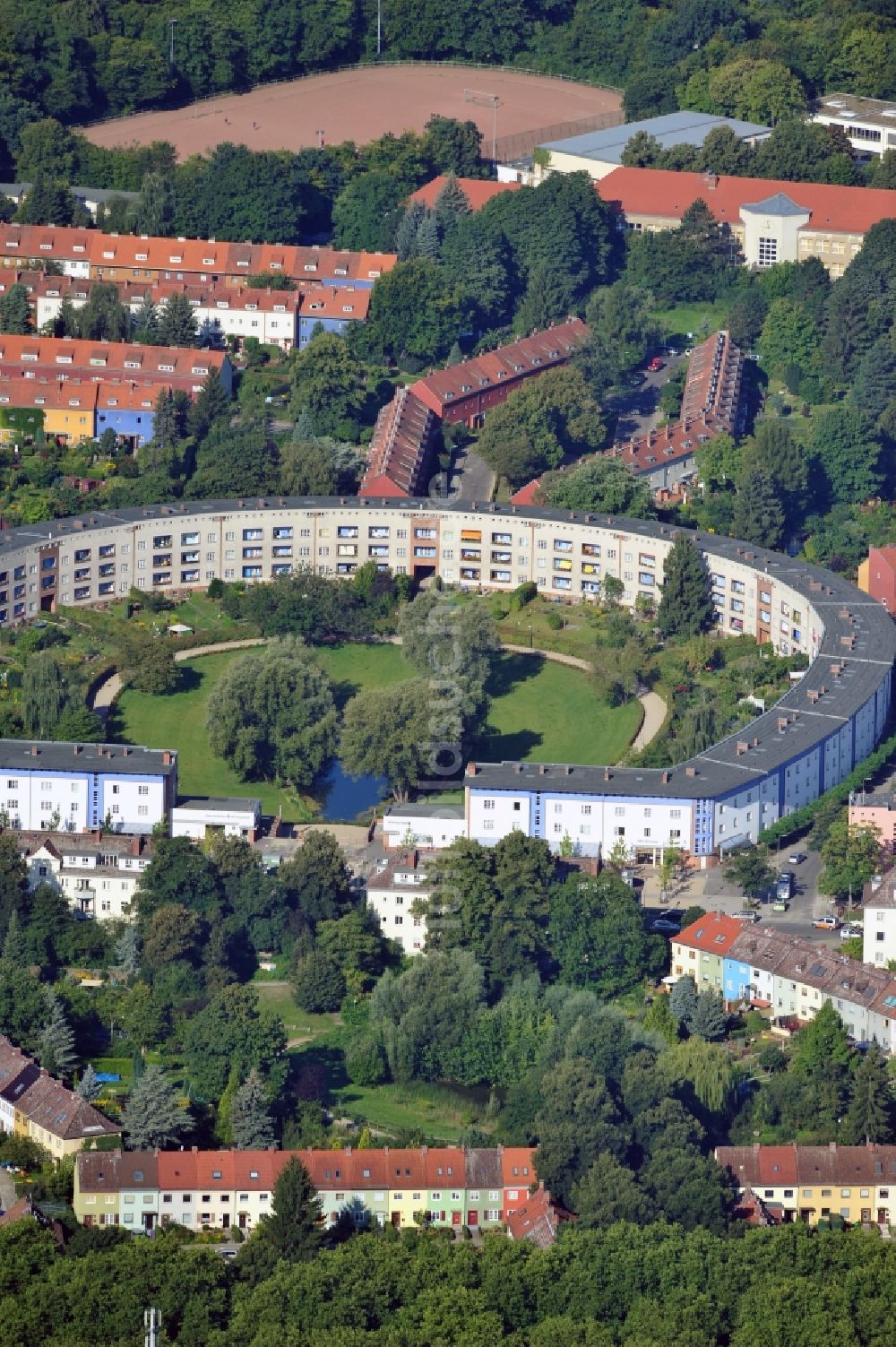 Berlin von oben - Hufeisensiedlung in Berlin- Britz