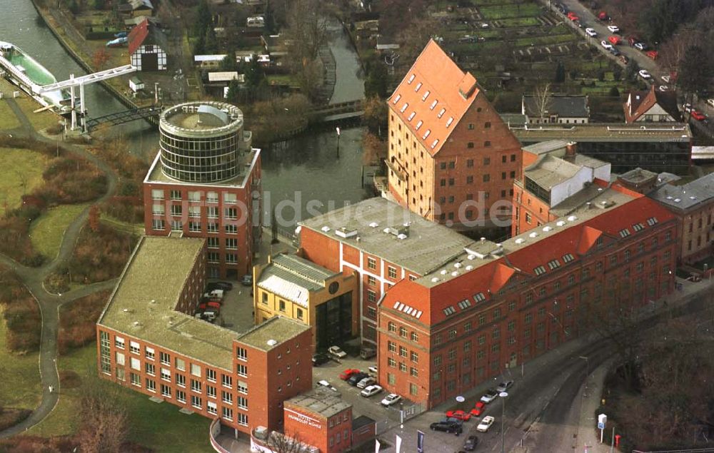 Berlin von oben - 14.02.95 Humboldt-Mühle in Spandau