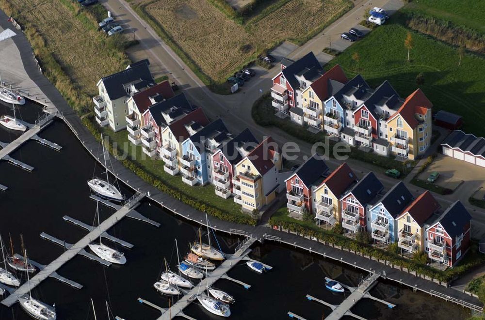 Luftaufnahme Greifswald - Häuserzeile am Ryck