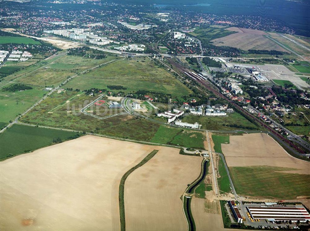 Luftbild Schönefeld - HVB Projekt GmbH Gewerbe- und Wohngebiet Roncasa