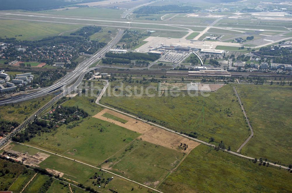 Luftbild Schönefeld - HVB Projekt GmbH Gewerbe- und Wohngebiet Roncasa