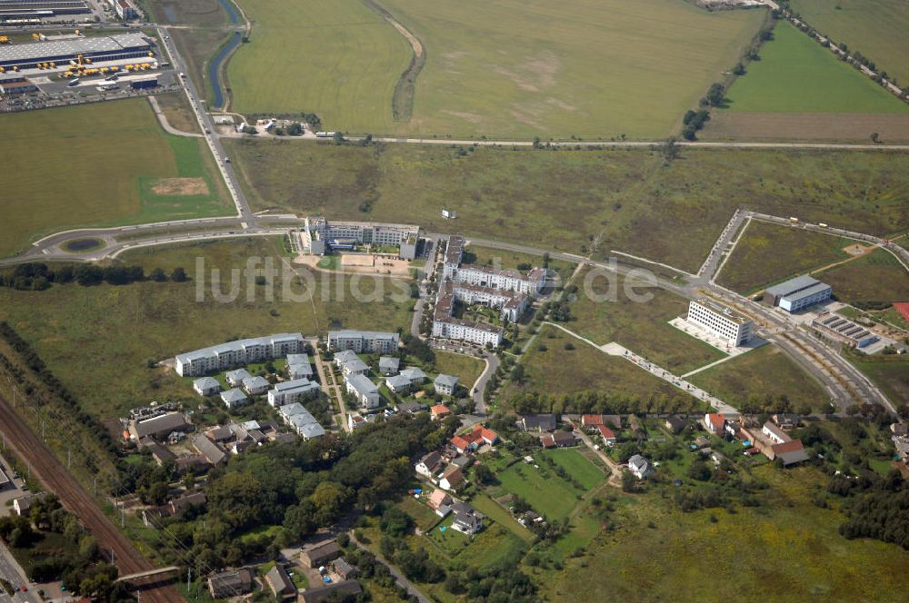 Schönefeld von oben - HVB Projekt GmbH Gewerbe- und Wohngebiet Roncasa