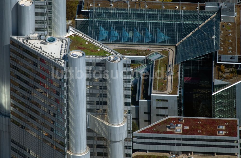 Luftaufnahme München - HVB - UniCredit Bank und dem Sheraton München Arabellapark Hotel in München im Bundesland Bayern