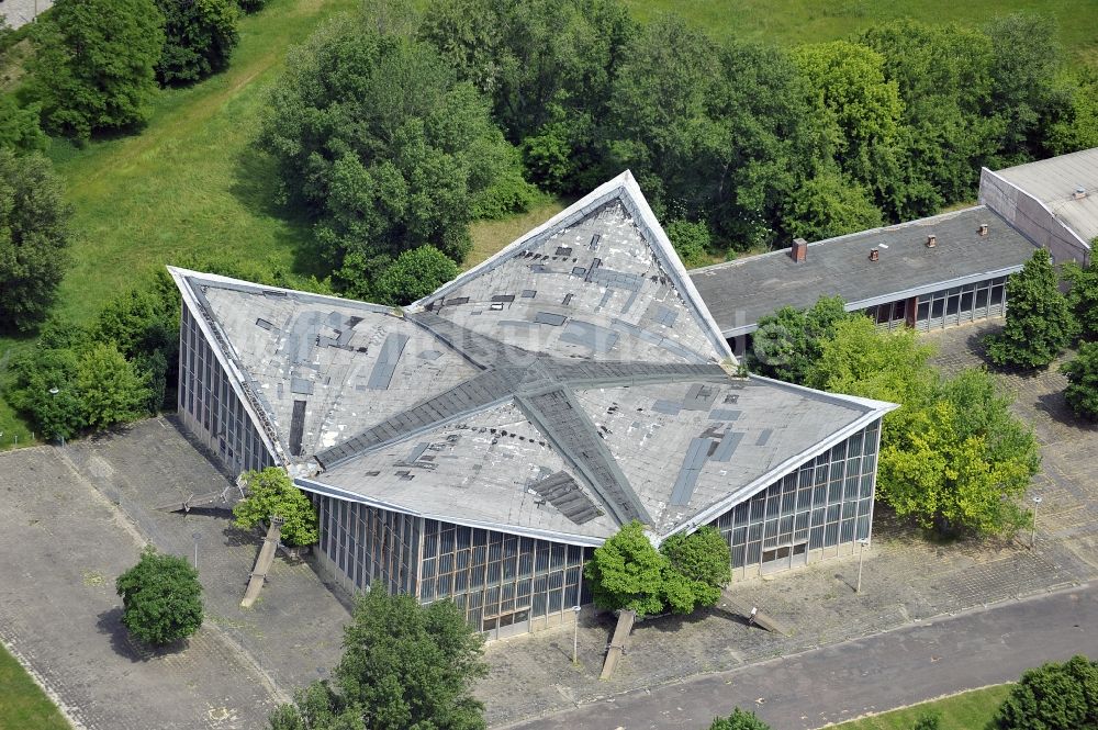 Magdeburg von oben - Hyparschale am Heinrich-Heine-Weg in Magdeburg im Bundesland Sachsen-Anhalt, Deutschland