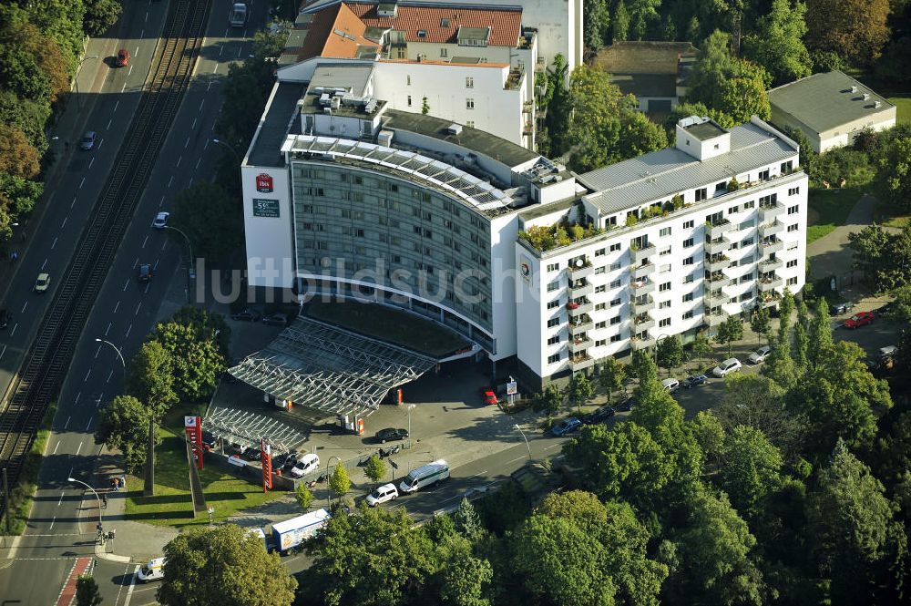 Luftaufnahme Berlin Friedrichshain - Ibis-Hotel in Berlin-Mitte