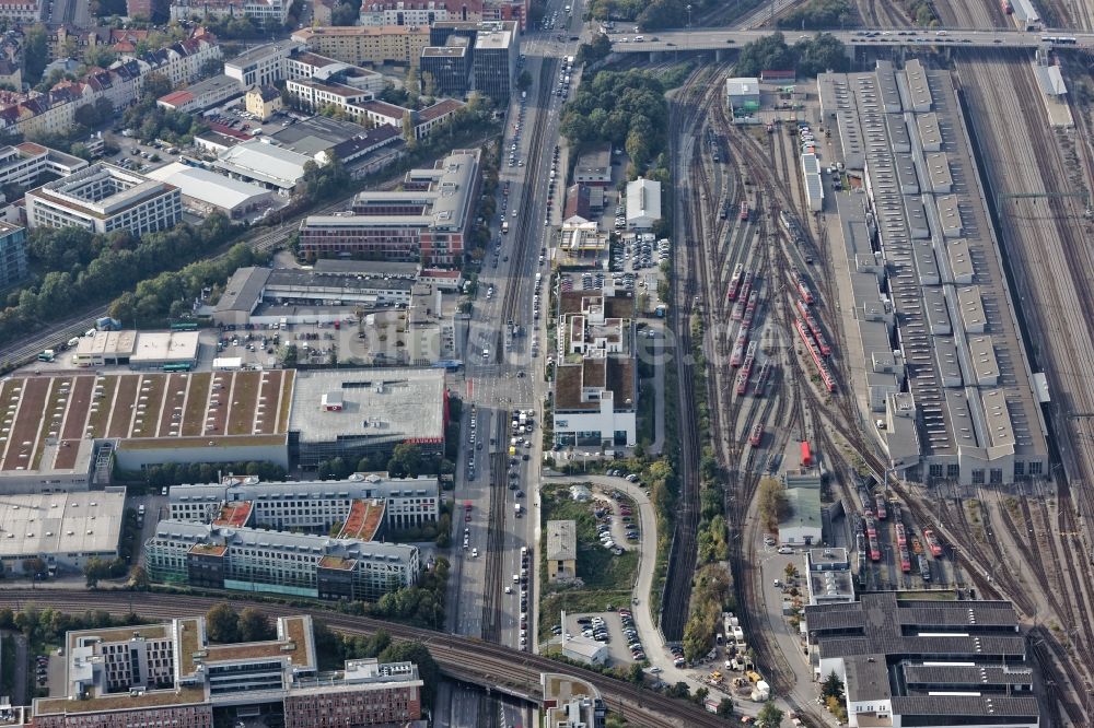 Luftbild München - ICE Lokschuppen und Rangiergleise zwischen Friedenheimer Brücke und Landsberger Straße in München Laim im Bundesland Bayern