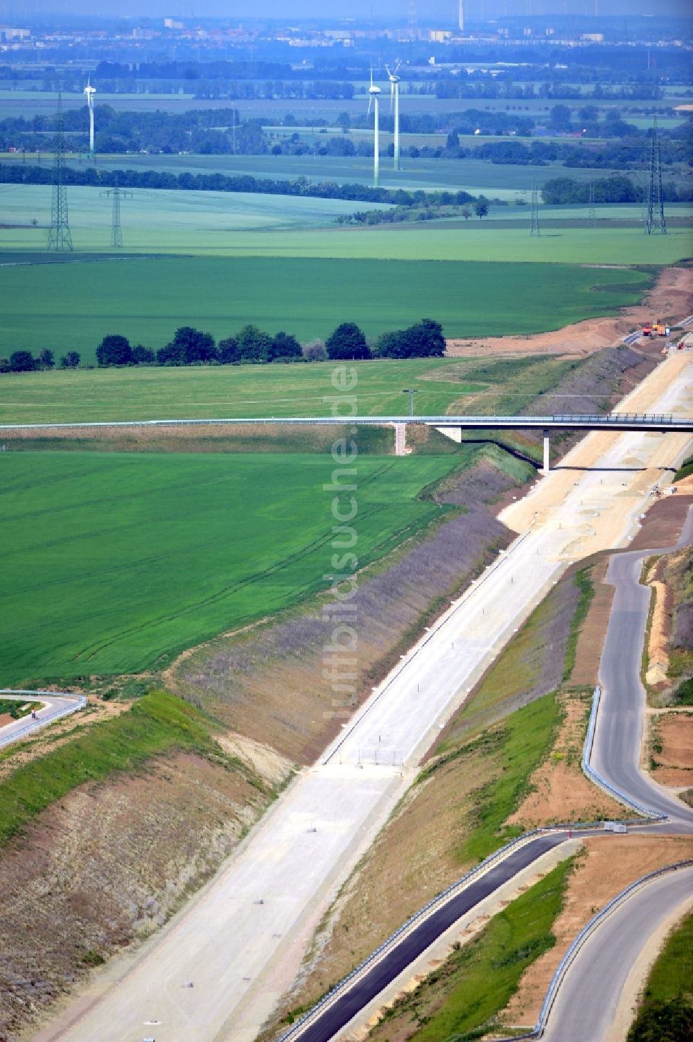 Steigra OT Kalzendorf aus der Vogelperspektive: ICE Neubaustrecke bei Kalzendorf in Sachsen-Anhalt