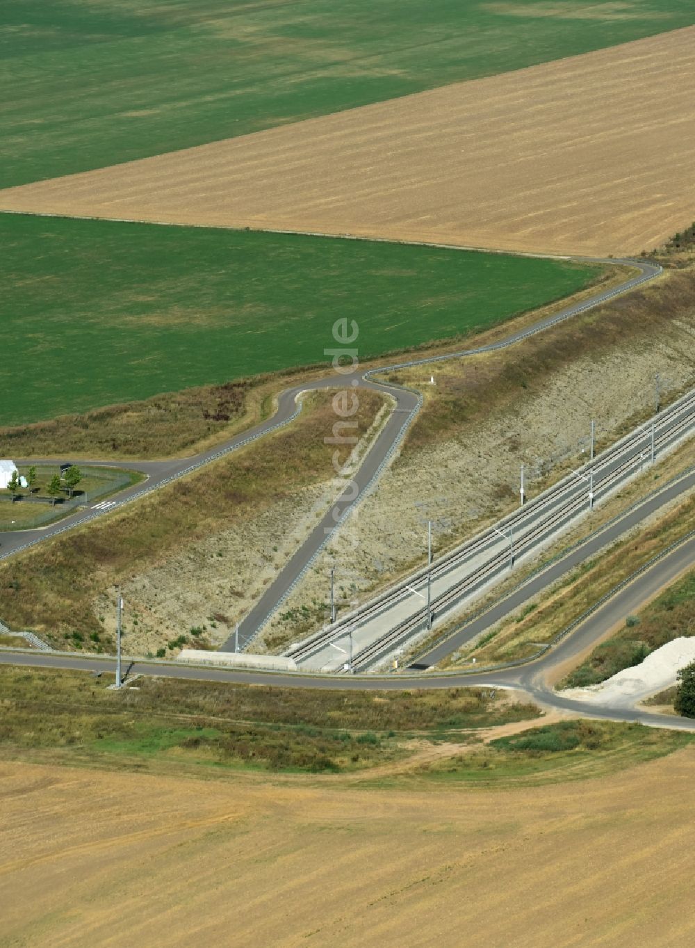 Steigra aus der Vogelperspektive: ICE Schienentunnel - Viadukt Osterberg- Tunnel der Deutschen Bahn in Steigra im Bundesland Sachsen-Anhalt