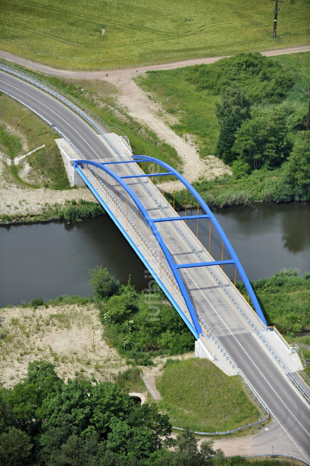 Luftaufnahme Ihleburg - Ihleburger Brücke über dem Elbe-Havel-Kanal