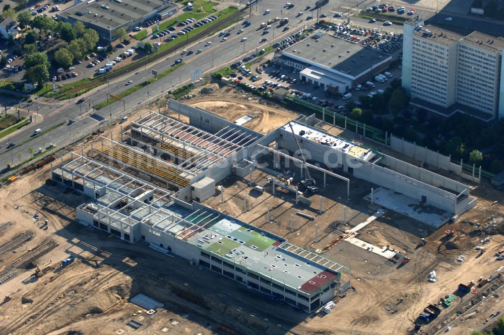 Berlin aus der Vogelperspektive: IKEA Baustelle / construction area Berlin-Lichtenberg